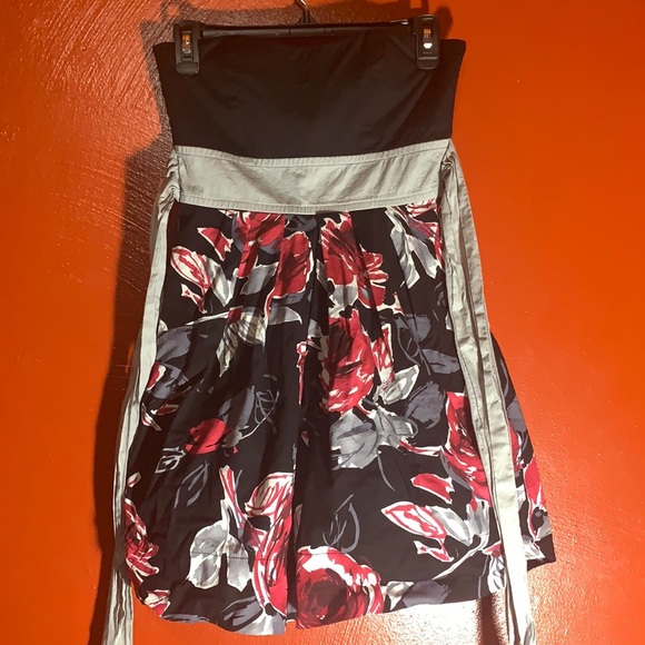 Ruby Rox flower dress, size 5 - Picture 1 of 4